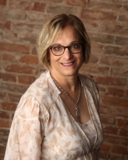 Photo of Diane Lewis