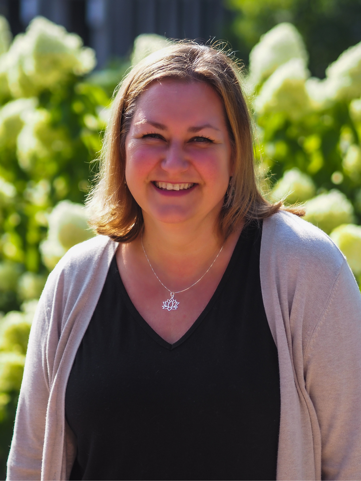 Amanda Dunkle headshot