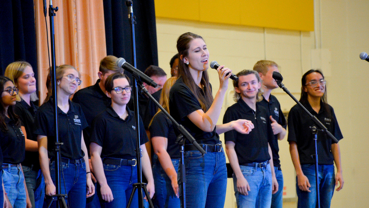 Heart and Soul singing organization perform during Parent and Family weekend at Purdue. 